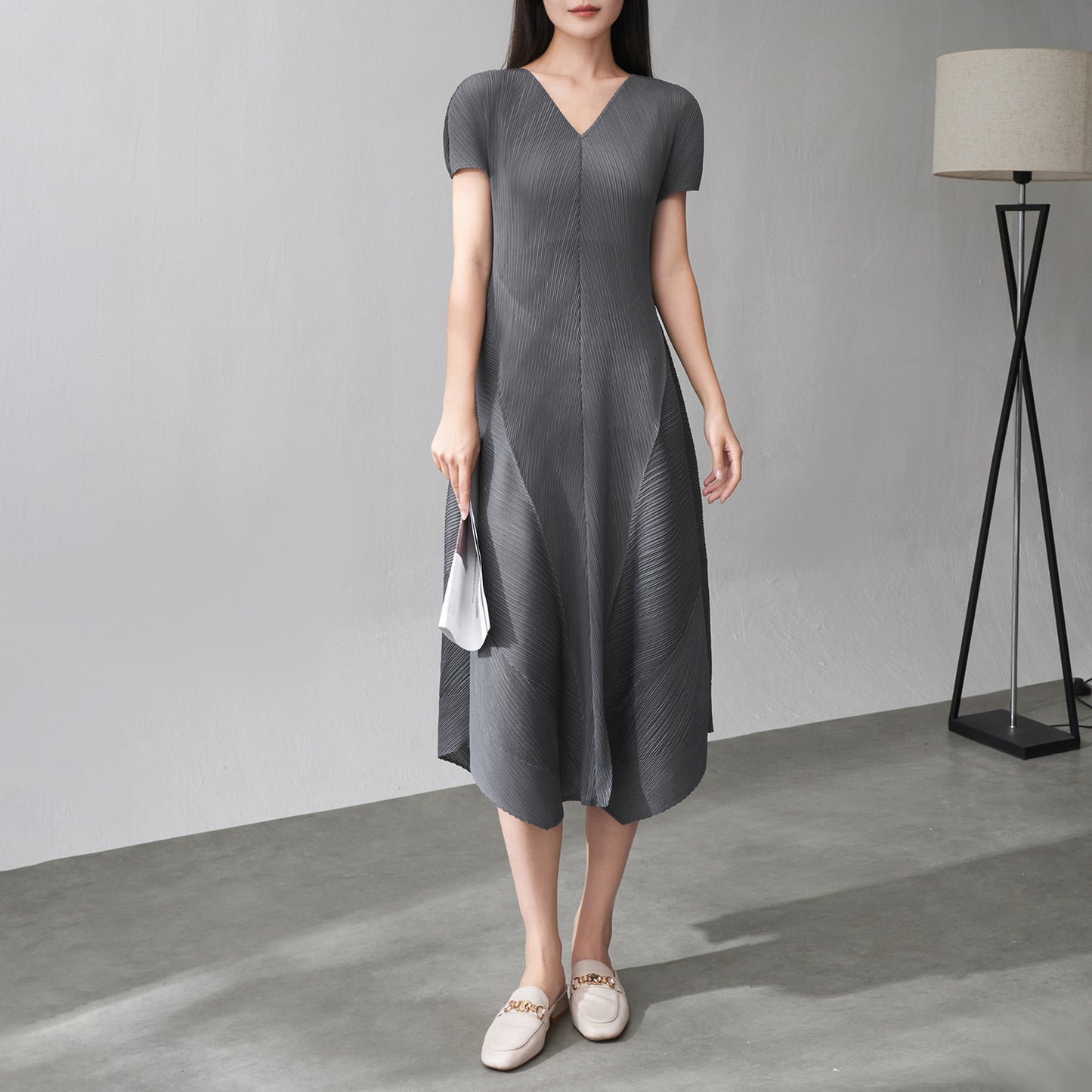 Women's loose pleated dress