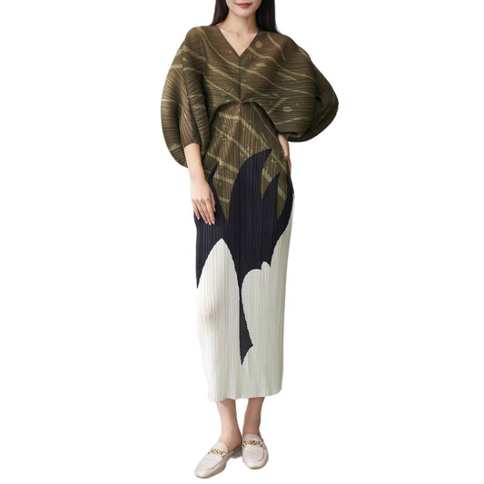 Wrinkled bat sleeve V-neck skirt